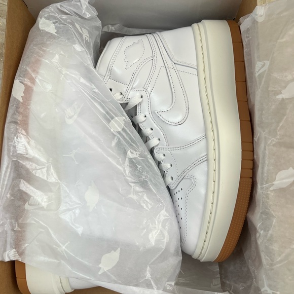 Jordan 1 elevate - Picture 4 of 5